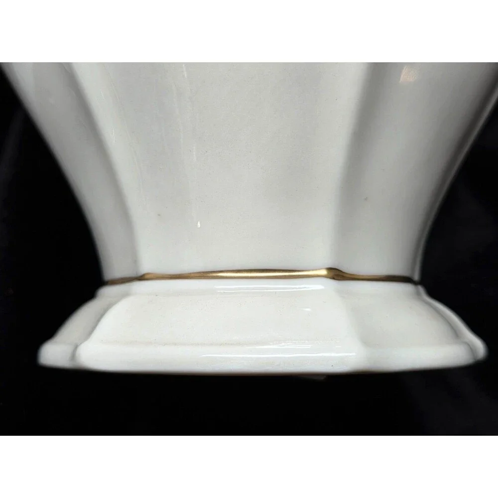 Vintage Lenox Catalan Collection Vase 10